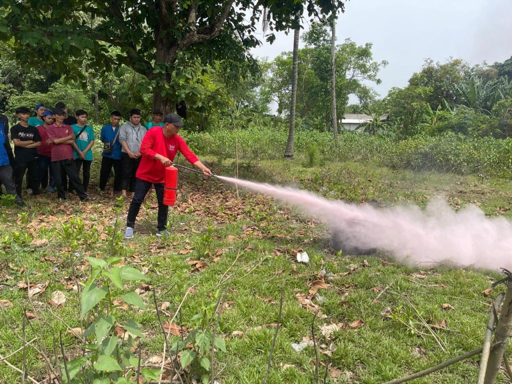 Pelatihan Fire and Safety untuk Karyawan
